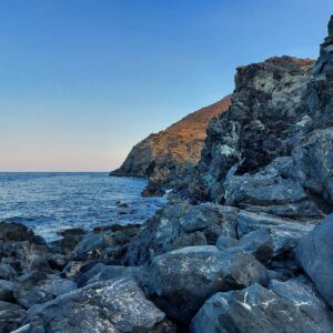 Shark Island of Khorfakkan- You didn't know about! - World with Maria